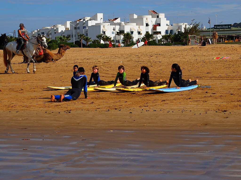 Surf_lesson_Essaouira_Morocco